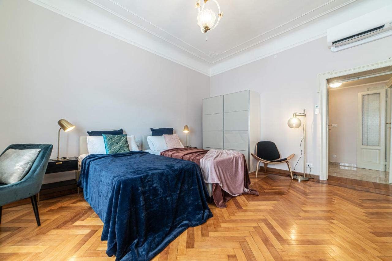Apartamento Joivy Sophisticated 3-Bed Flat With Desk Milán Exterior foto